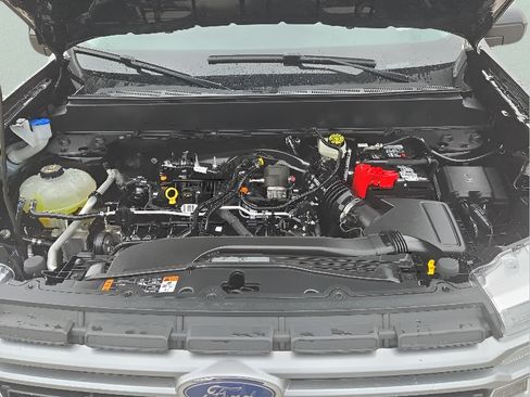 Used 2024 Ford Maverick Lariat AWD/4WD image 7