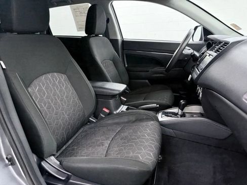 Used 2024 Mitsubishi Outlander Sport AWD image 17