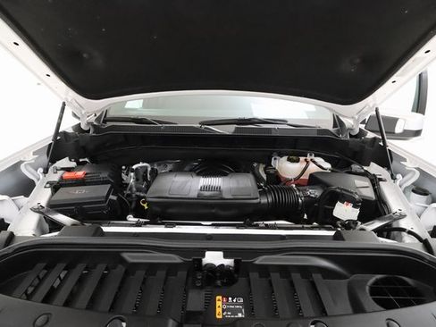 Used 2024 Chevrolet Silverado 1500 High Country w/ Technology Package image 5