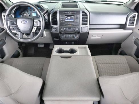 Used 2017 Ford F150 XLT AWD/4WD image 16