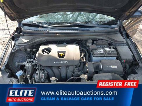 Used 2018 Hyundai Elantra SEL image 19