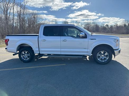 Used 2015 Ford F150 Lariat w/ Equipment Group 502A Luxury AWD/4WD image 4