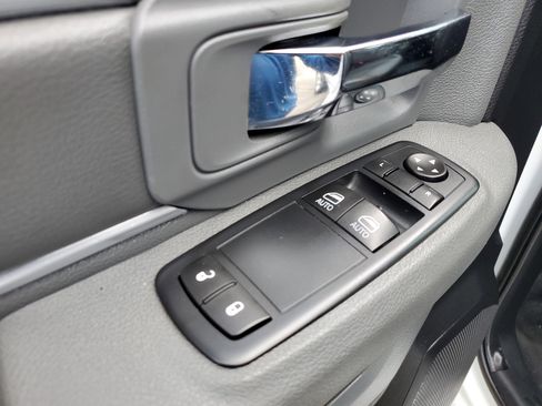 Used 2016 RAM 1500 Tradesman w/ Power & Remote Entry Group image 10