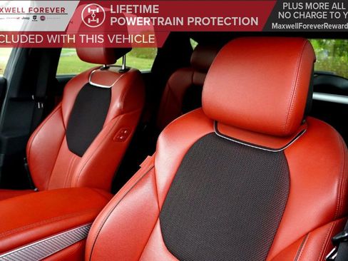 Used 2023 Genesis GV70 2.5T Sport Prestige w/ Sport Prestige Package image 12