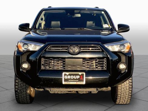 Used 2021 Toyota 4Runner SR5 Premium w/ Moonroof Package RWD image 4