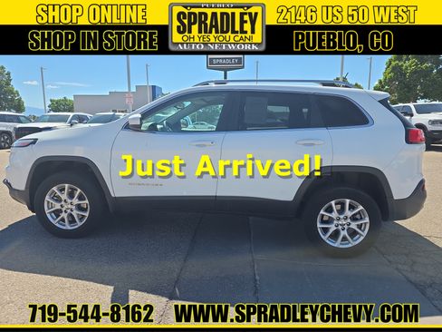 Used 2014 Jeep Cherokee Latitude w/ Cold Weather Group AWD/4WD image 1