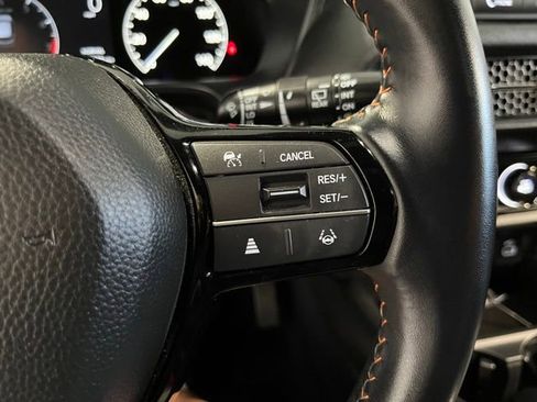 Used 2025 Honda HR-V Sport image 27