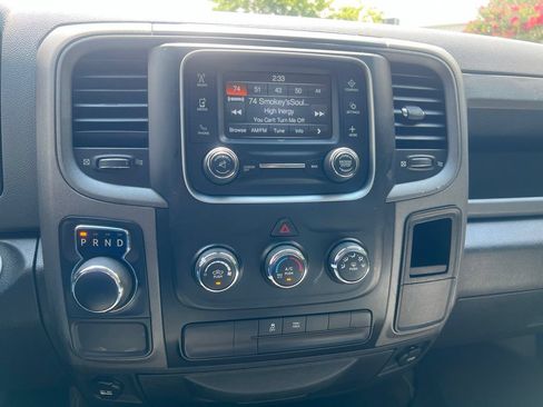 Used 2018 RAM 1500 Express w/ Express Value Package RWD image 30