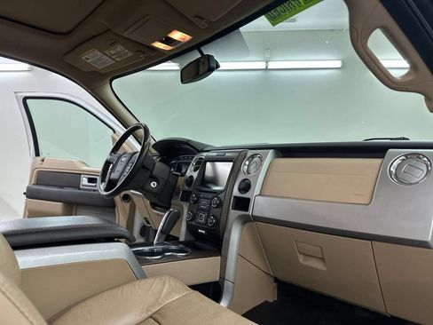 Used 2014 Ford F150 Lariat w/ Lariat Chrome Package AWD/4WD image 21