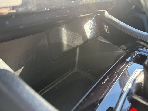 Used 2024 Jeep Compass Limited image 28