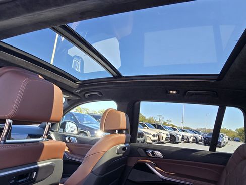 New 2026 BMW X7 xDrive40i w/ M Sport Package image 28