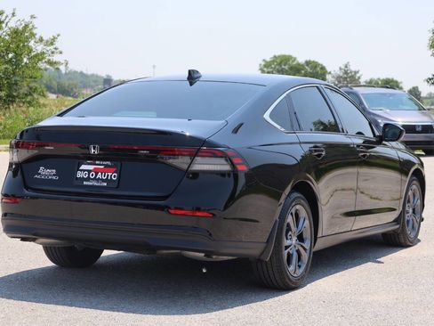 Used 2023 Honda Accord EX image 9