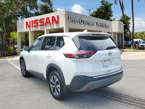 Certified 2023 Nissan Rogue SV image 6