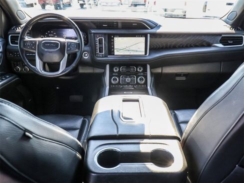 Used 2023 GMC Yukon Denali image 27