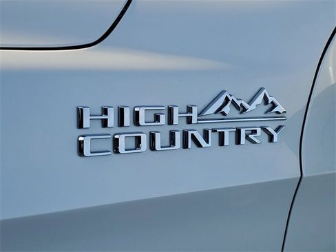 Used 2021 Chevrolet Tahoe High Country image 12