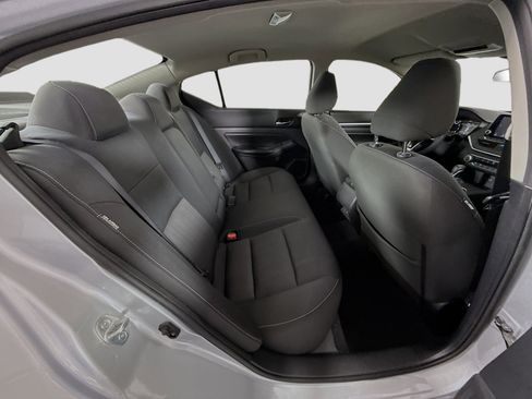 Used 2022 Nissan Altima 2.5 SV image 27