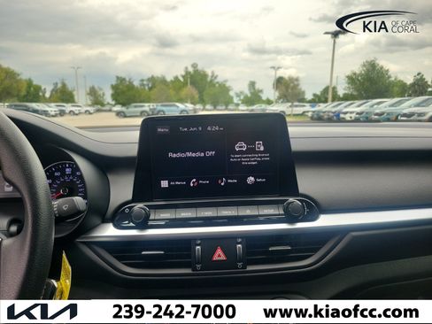 Certified 2024 Kia Forte LXS FWD image 18