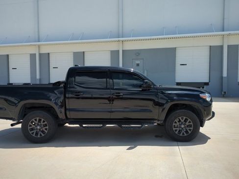 Certified 2023 Toyota Tacoma SR5 RWD image 4