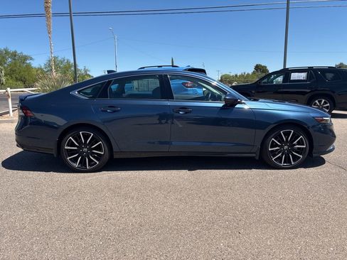 Used 2024 Honda Accord Touring image 6