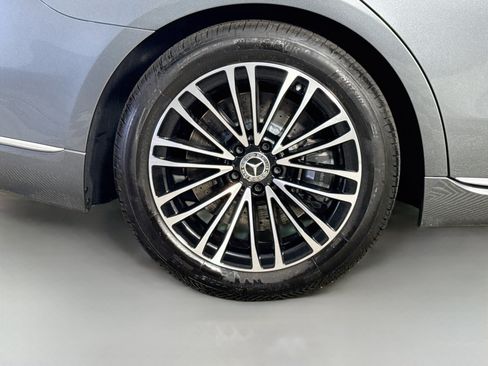 Used 2024 Mercedes-Benz S 580 4MATIC Sedan w/ Warmth & Comfort Package image 33