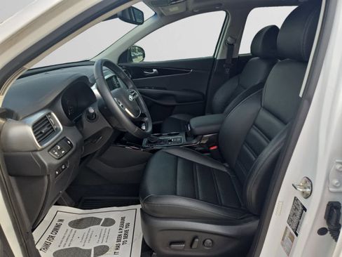 Used 2020 Kia Sorento EX image 9