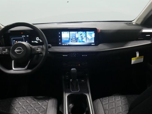 New 2026 Nissan Kicks SV w/ Cold Weather Package image 19