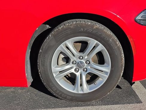 Used 2023 Dodge Charger SXT RWD image 10