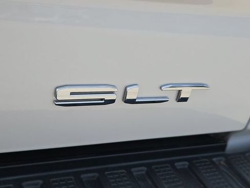 Used 2022 GMC Sierra 1500 SLT AWD/4WD image 10