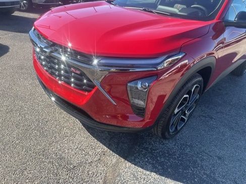 New 2026 Chevrolet Trax RS w/ Driver Confidence Package image 9