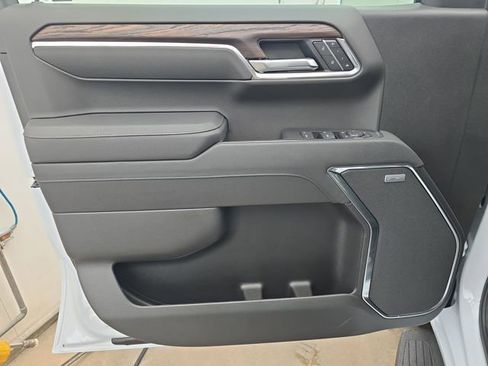 New 2026 GMC Sierra 1500 SLT w/ SLT Premium Plus Package image 10