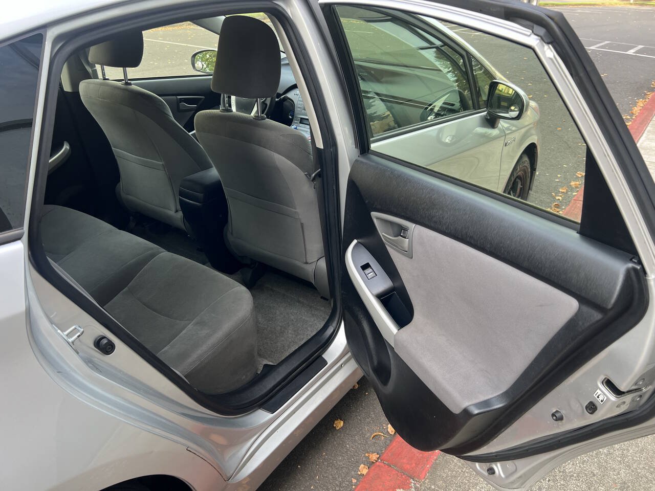 Used 2012 Toyota Prius Three FWD image 10