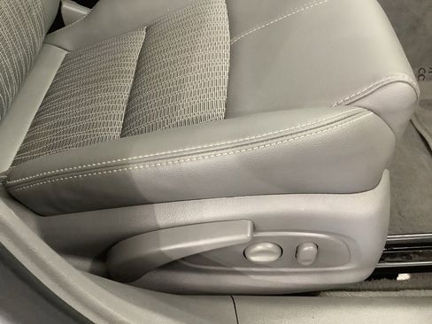 Used 2019 Chevrolet Impala LS image 24