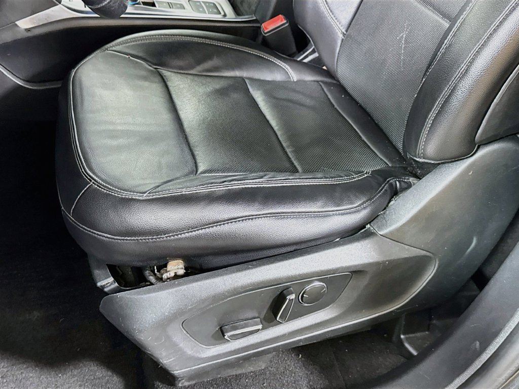 Used 2020 Ford Explorer Limited RWD image 23
