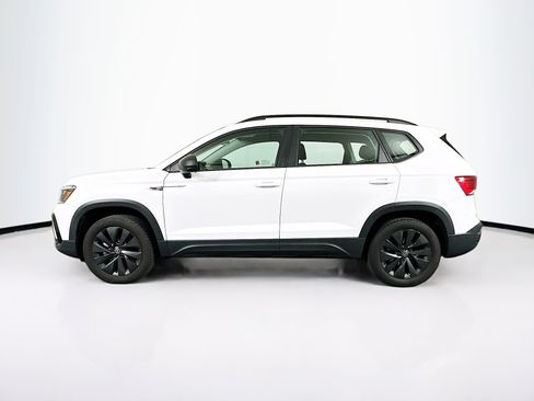 Used 2023 Volkswagen Taos S FWD image 4