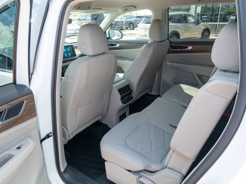 New 2026 Volkswagen Atlas SE FWD image 29