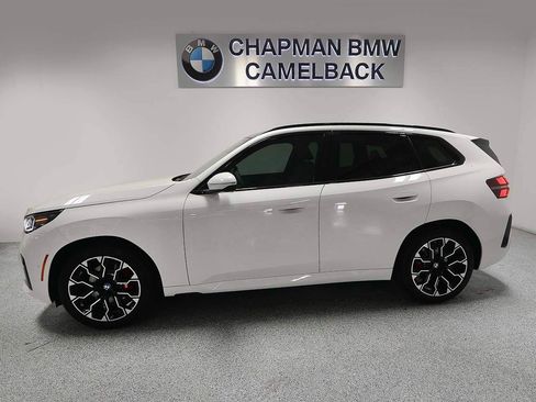 Used 2026 BMW X3 xDrive30i w/ Premium Package AWD/4WD image 3