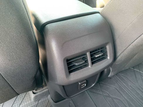 Certified 2024 Chevrolet Equinox LT w/ LPO, Floor Liner Package AWD/4WD image 20