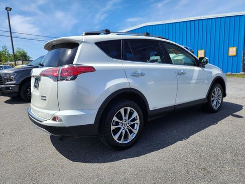 Used 2017 Toyota RAV4 Limited w/ All Weather Liner Package AWD/4WD image 6