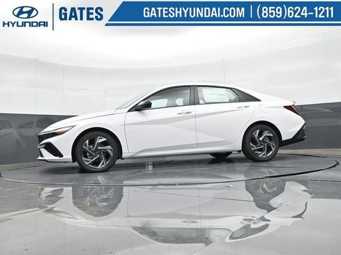 New 2025 Hyundai Elantra Sport image 45