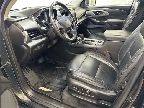 Used 2020 Chevrolet Traverse LT w/ LPO, Floor Liner Package image 11