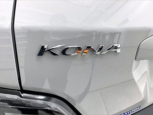 Certified 2023 Hyundai Kona SE w/ Cargo Package image 30