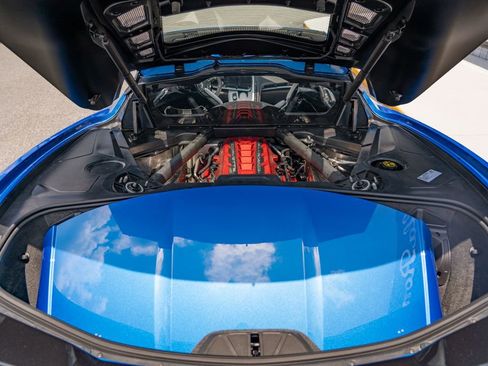 Used 2024 Chevrolet Corvette Stingray Preferred Cpe w/ Z51 Performance Package RWD image 9