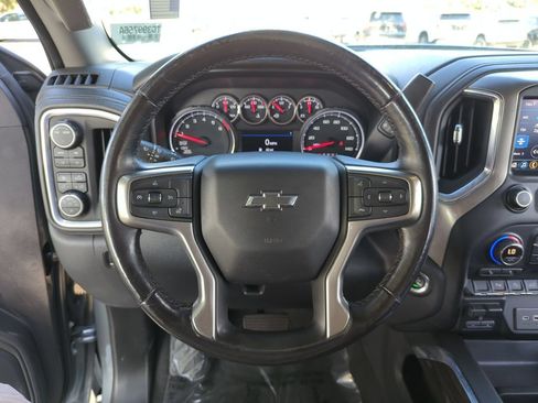 Used 2021 Chevrolet Silverado 1500 LT Trail Boss w/ Convenience Package II AWD/4WD image 11