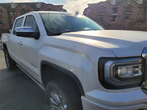 Used 2018 GMC Sierra 1500 Denali w/ Denali Ultimate Package image 7