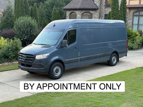 Used 2019 Mercedes-Benz Sprinter 170 image 1