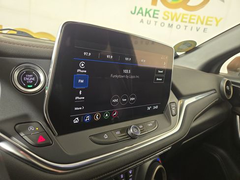 Used 2023 Chevrolet Blazer Premier AWD/4WD image 18