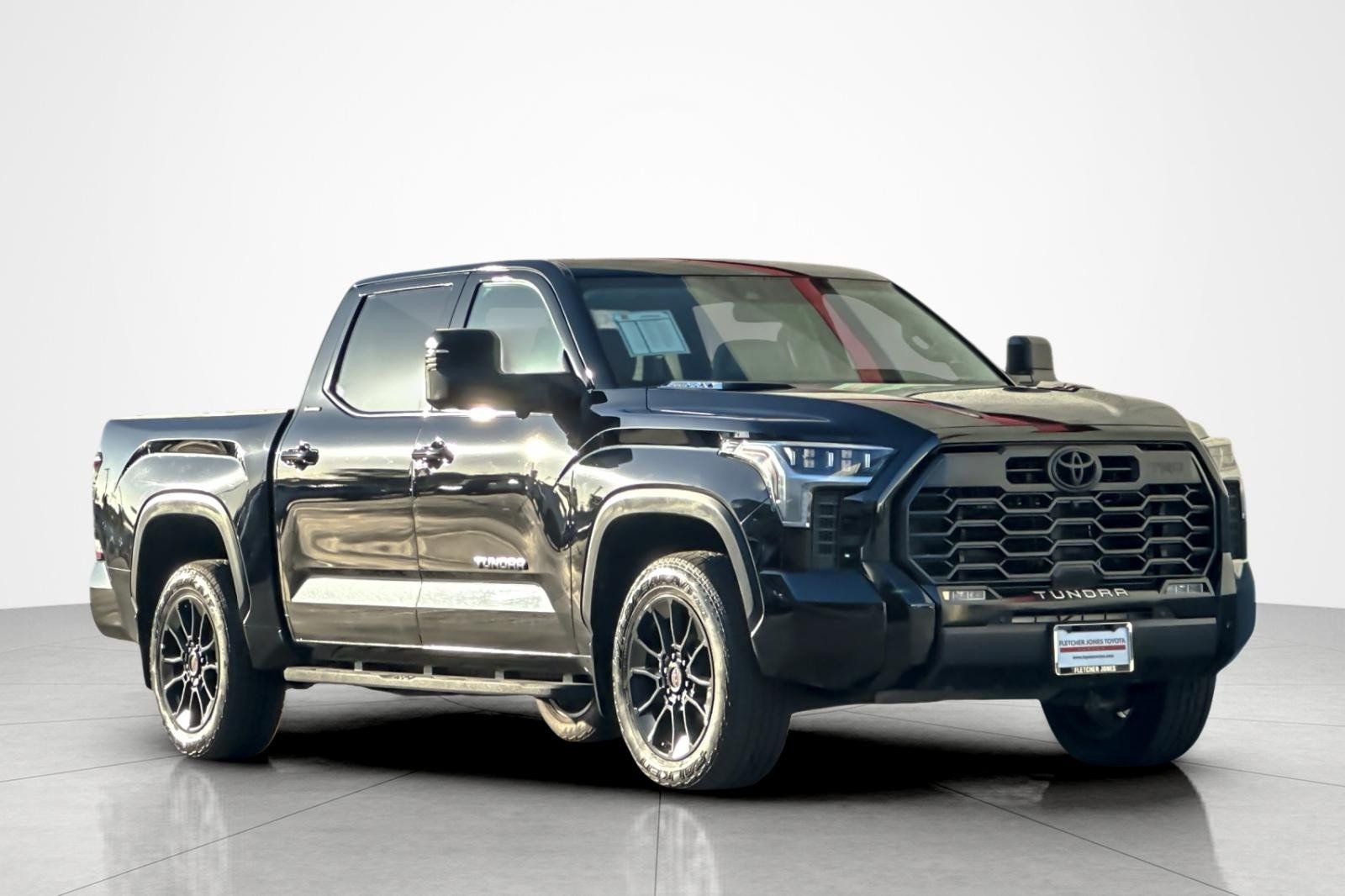 Used 2024 Toyota Tundra Limited w/ TRD Off-Road Package AWD/4WD image 7