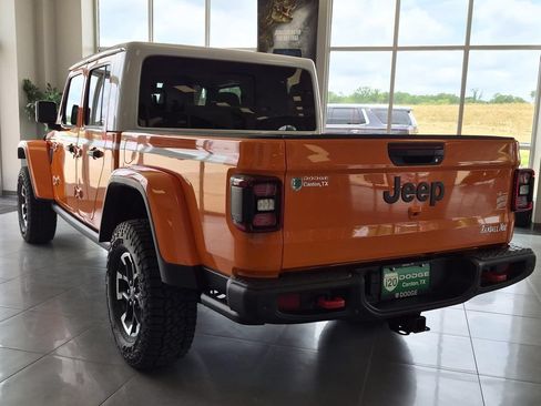New 2026 Jeep Gladiator Rubicon AWD/4WD image 6