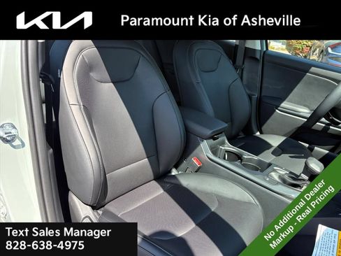 New 2026 Kia K4 EX FWD image 20