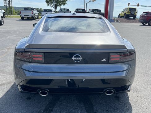 Used 2024 Nissan Z Performance w/ Floor Mat Package RWD image 5